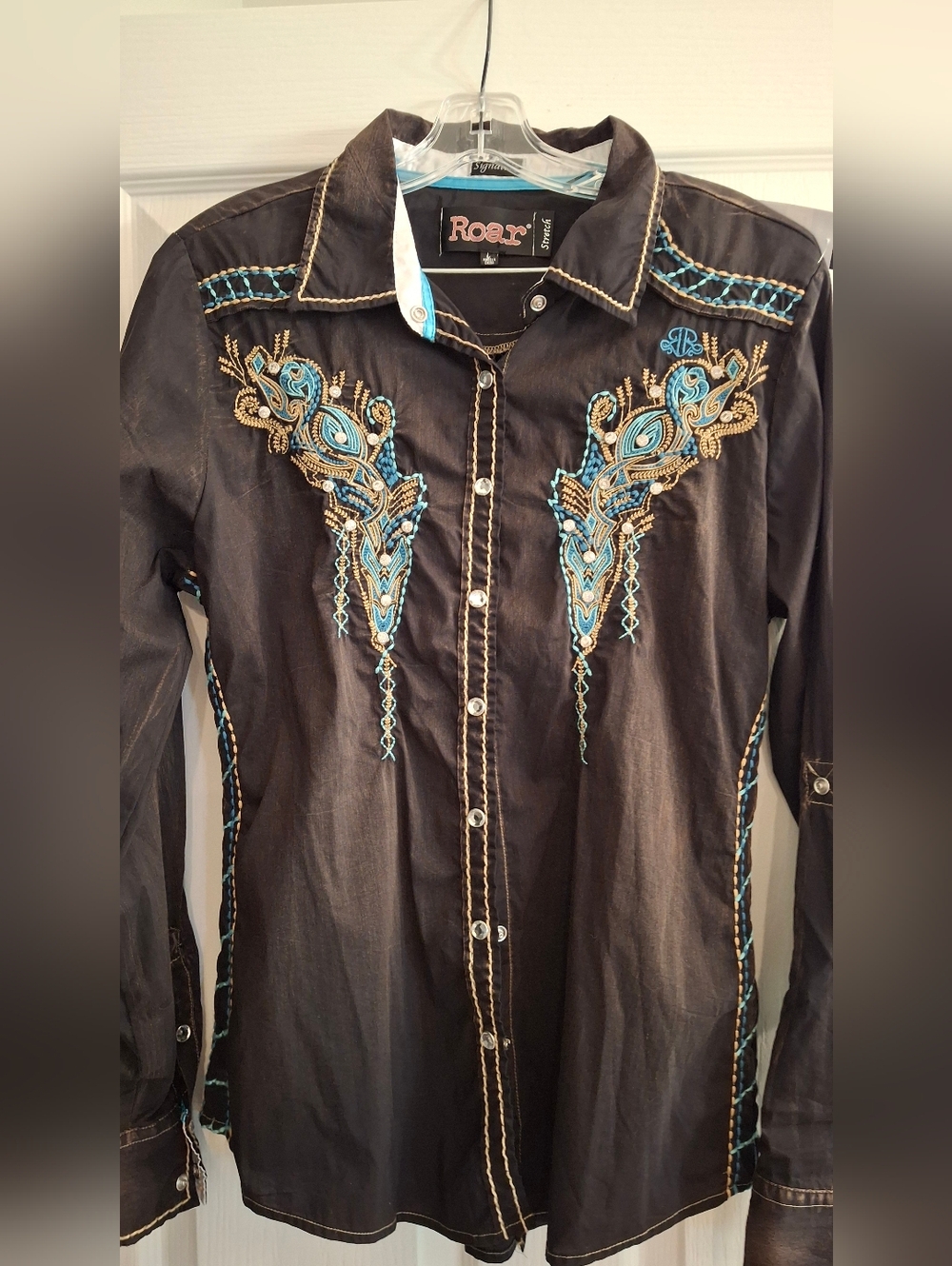 Roar Brown Top with Coral Embroidered Logo